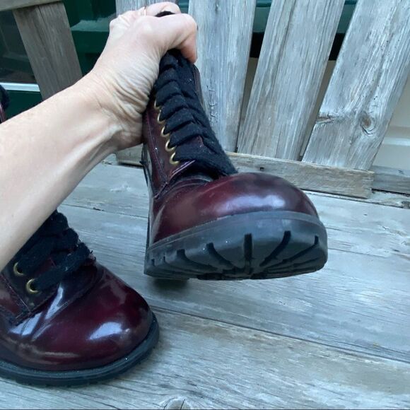 Steve Madden Burgundy Andie Lace-Up Booties size 6 - Picture 14 of 16